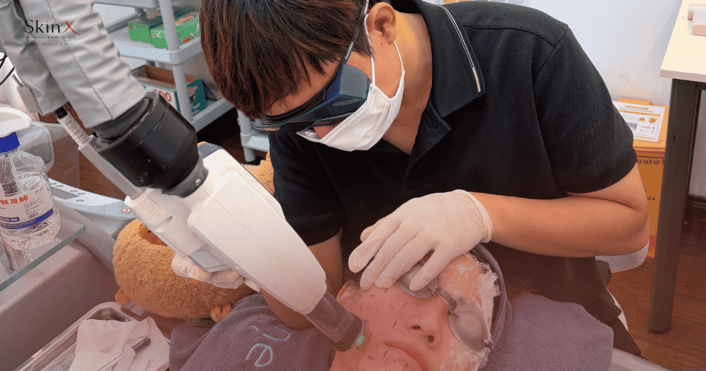 Làm xong laser Accure có hết mụn luôn không?